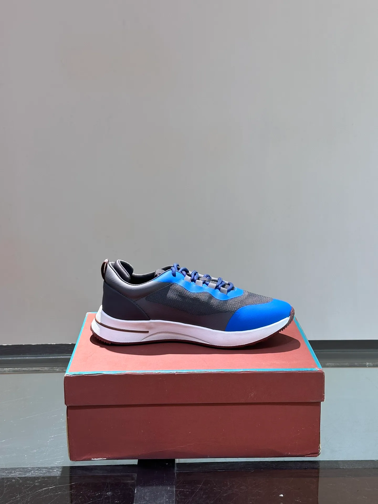 Men's Men's Shoes 💰p560 "Loro Men's Shoes 💰piana" niche Loro classic jogging shoes, men's lace-up casual shoes and sneakers, high-quality lightweight and comfortable fabrics, suitable for outdoor leisure, the color scheme is young and energetic, and it looks great with sportswear or casual suits! Size: 39-45 (46 customized)